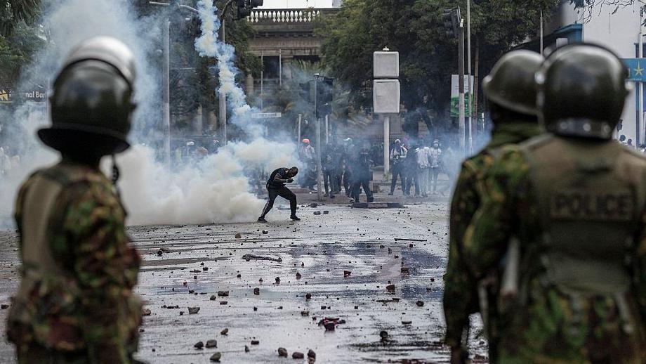 Las protestas de Kenia son ‘intento de golpe’, dice el ministro
